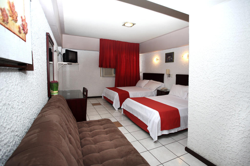 Hotel Robert Prince Poza Rica Room photo