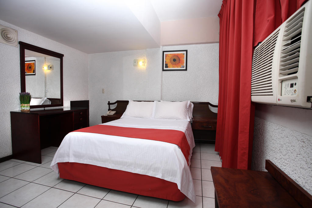 Hotel Robert Prince Poza Rica Room photo