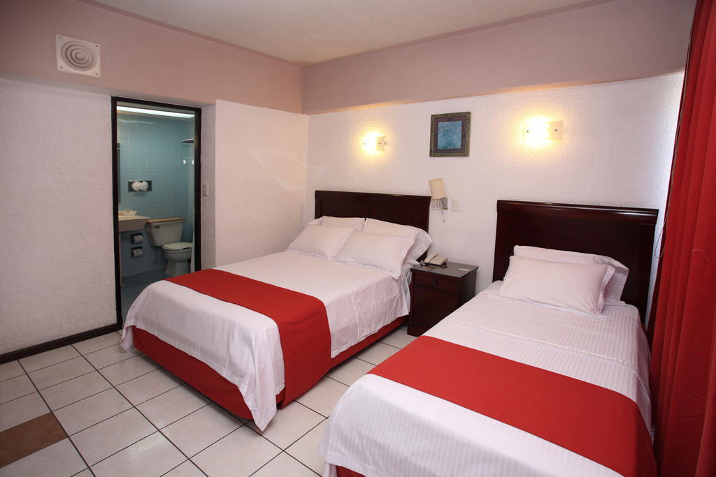 Hotel Robert Prince Poza Rica Room photo