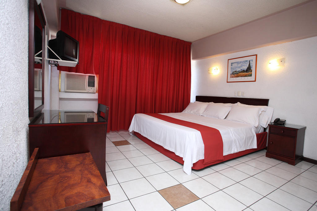 Hotel Robert Prince Poza Rica Room photo